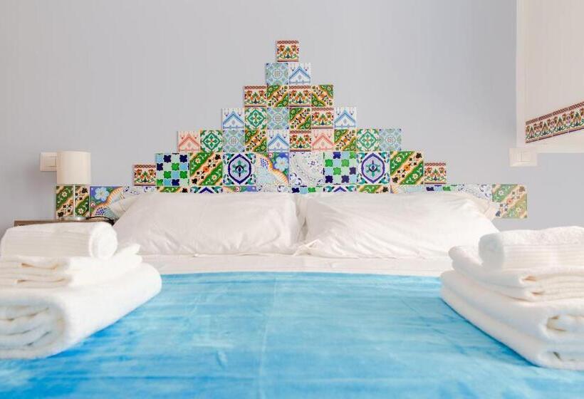 اتاق استاندارد با بالکن, Sterlizia Rooms