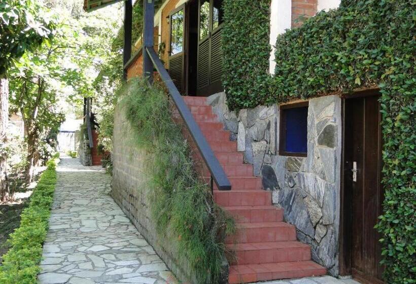 4인용 스탠다드 룸, Bougainville