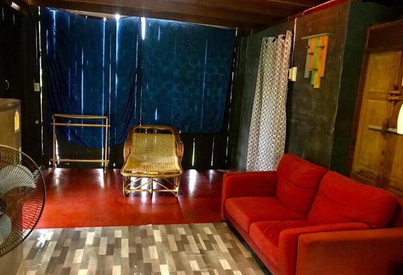 اتاق استاندارد با تراس, Pano Solar Guest House