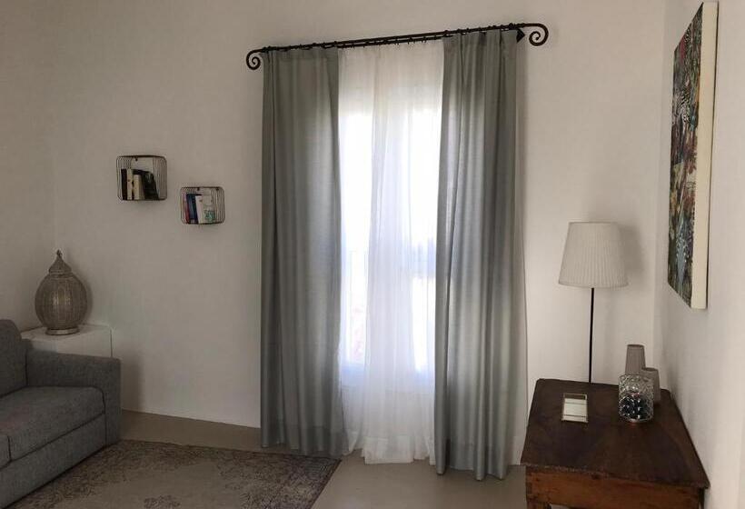 Четырехместный Номер Стандарт, La Casa Di Bacco B&b