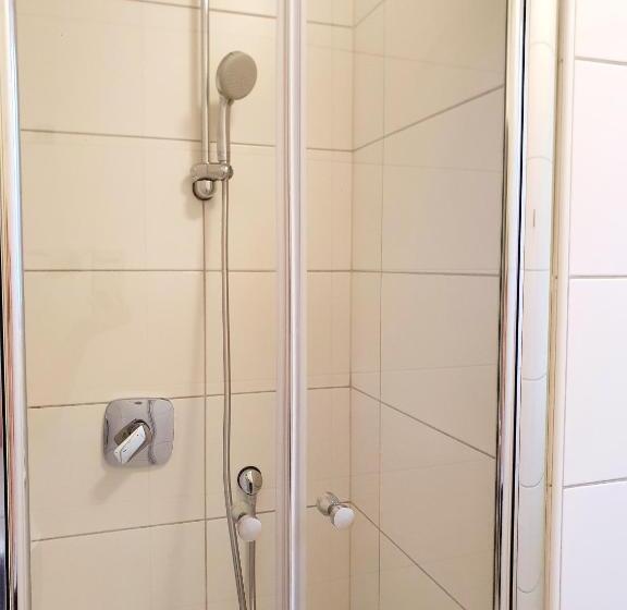 Семейный Номер Совместный Санузел, My Hostel Füssen