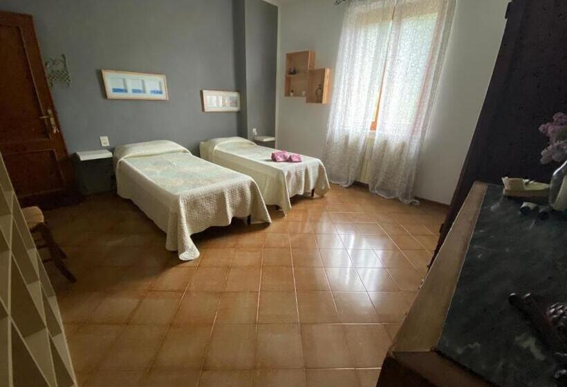Номер Стандарт Совместная Ванная, Casa Degli Eroi