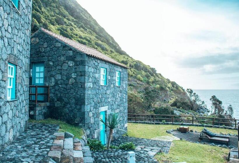 اتاق سوپریور با تخت بزرگ, Abrigo Da Cascata   Casas De Campo   São Jorge