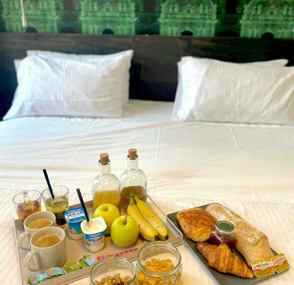 Номер Deluxe, Hôtel Une Chambre En Ville