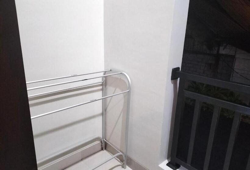 اتاق استاندارد, Kubu Indah Homestay Sanur