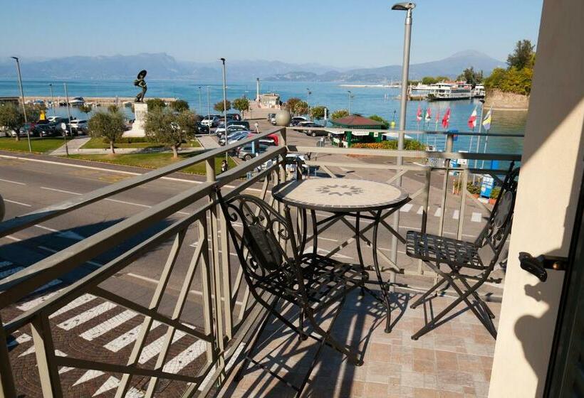 Полулюкс Одноместный с Террасой, Relais Al Porto