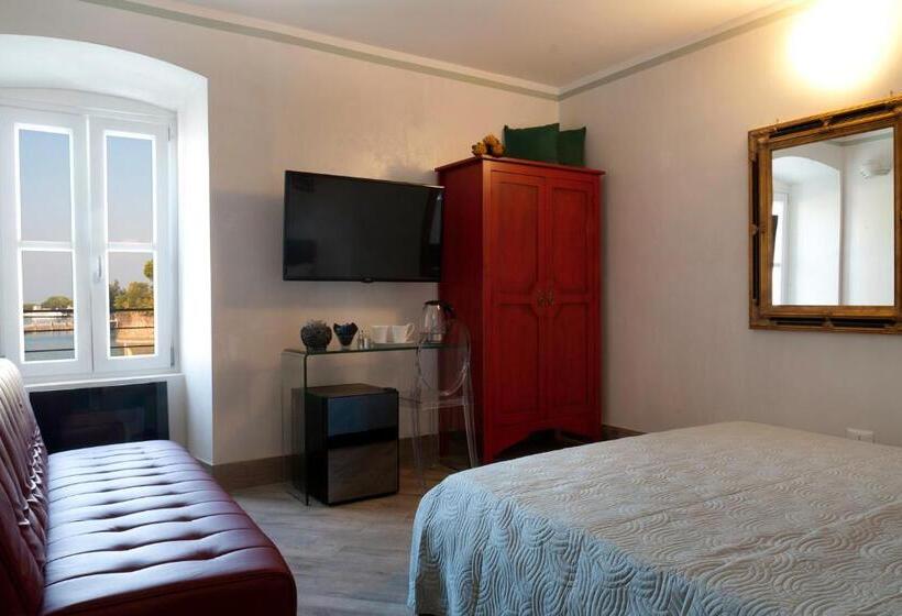 Полулюкс, Relais Al Porto
