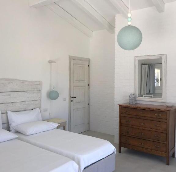 4인용 스탠다드 룸, B&b Li Tauli
