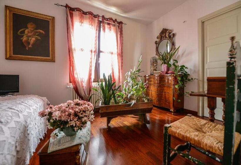 Standard room with outdoor bath, Il Giardino Incantato