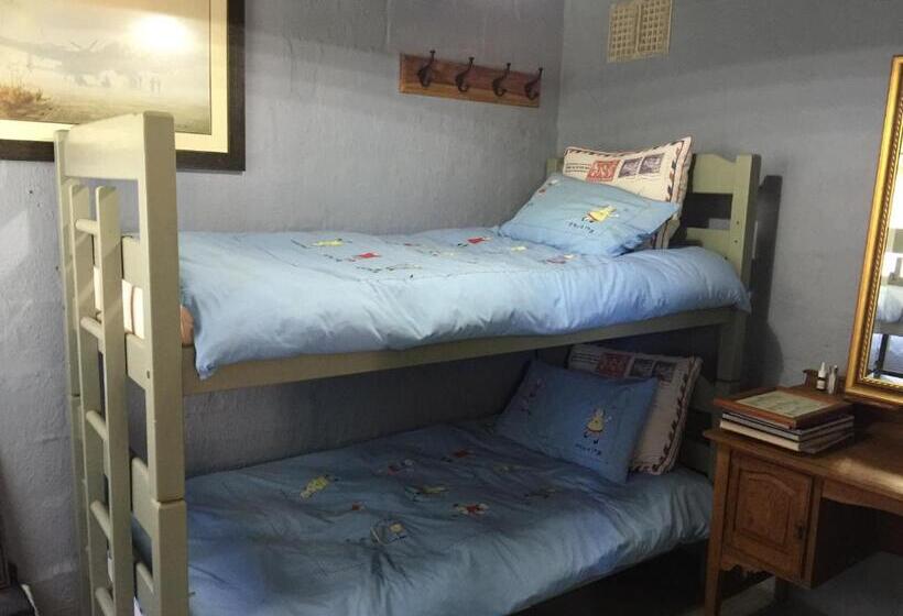 Номер Deluxe, A Boat House