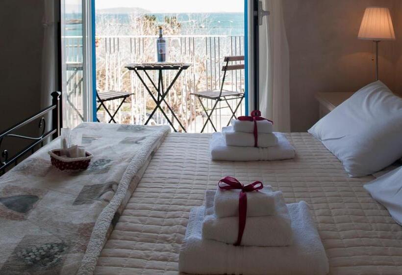 Номер Стандарт Вид на Море с Балконом, La Dimora Di Caboto B&b