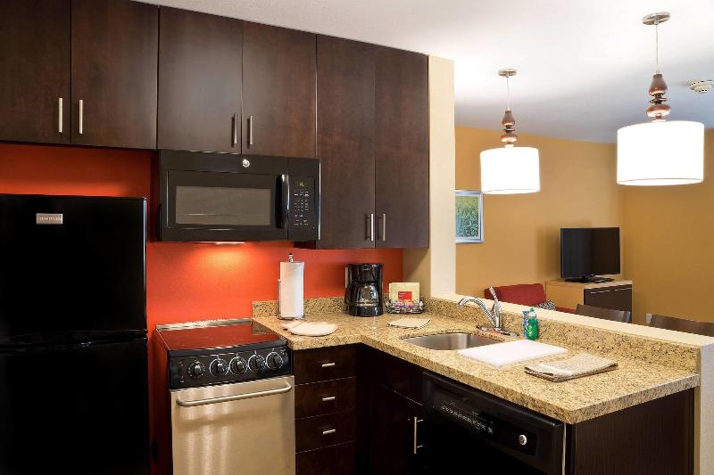 Люкс, Towneplace Suites By Marriott Garden City