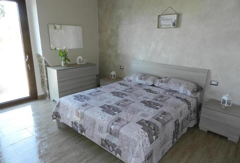 スタンダードトリプルルーム, B&b Gli Ulivi