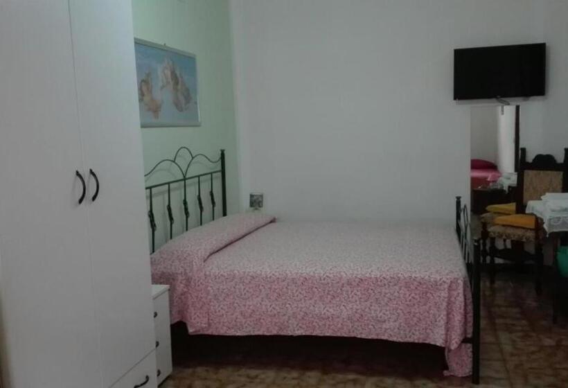 Номер Стандарт, Le Gardenie B&b