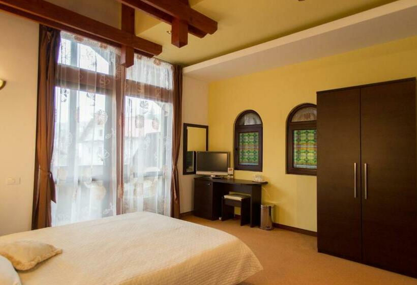 Номер Стандарт, Pension Casa Sara