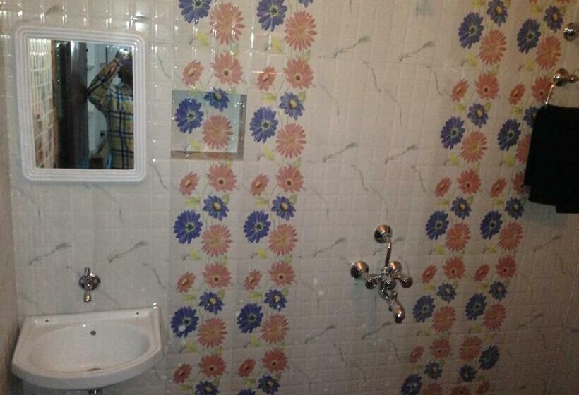 Quarto Deluxe, Suri Guest House