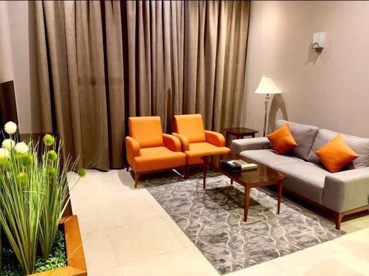 带2个卧室的公寓, Celine Home Serviced Apartment Al Malqa