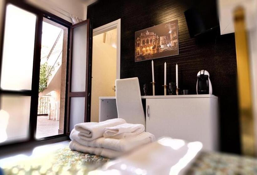 اتاق استاندارد, Catania Rooms