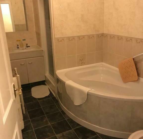 Quarto standart vista jardim, Bron Menai Guest House