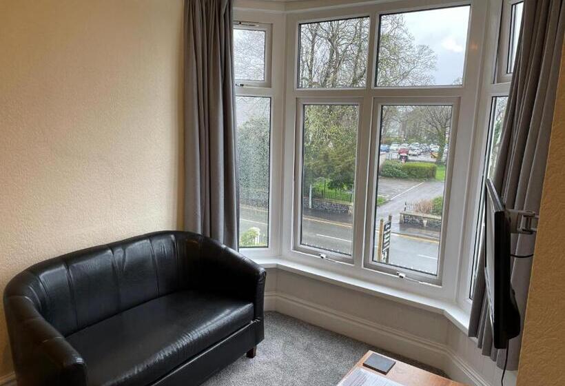 Номер Стандарт Вид на Сад, Bron Menai Guest House