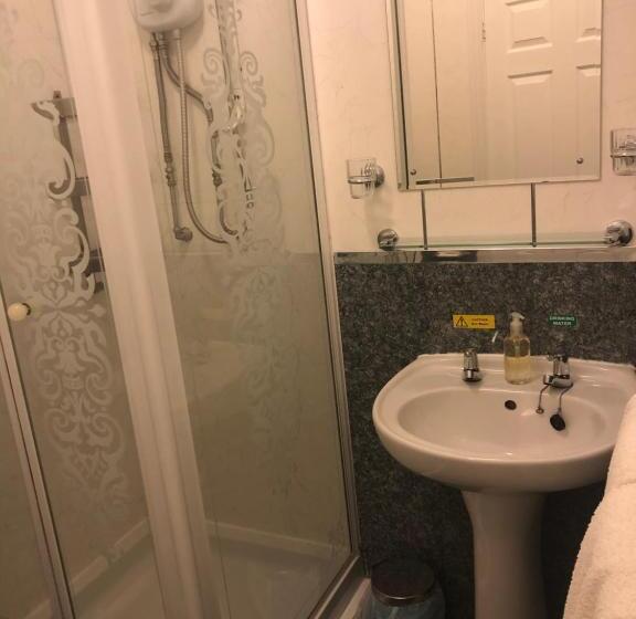 Номер Стандарт, Bron Menai Guest House