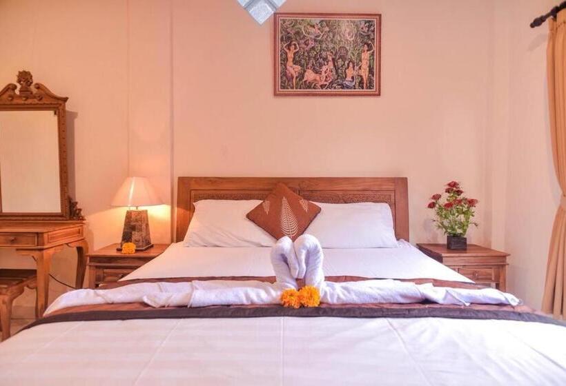 디럭스 룸, Kamar Suci House