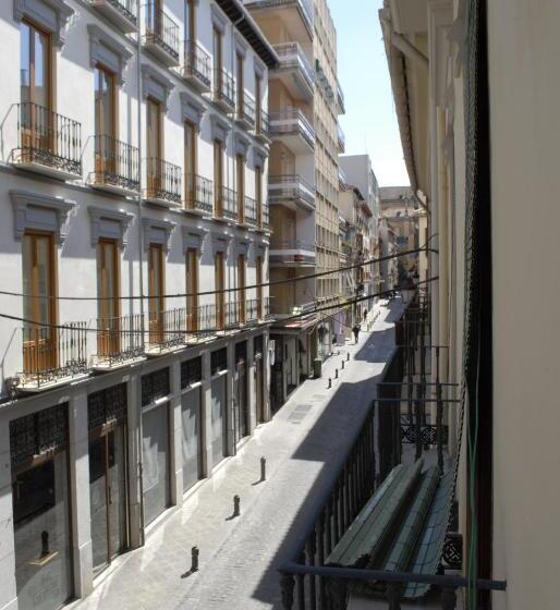 Standard room with outdoor bath, La Perla Granada Suites
