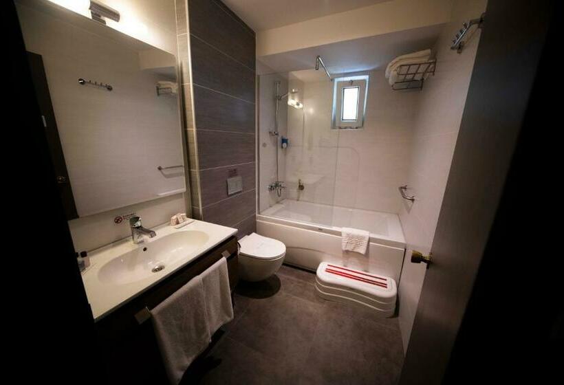 Трехместный Номер Комфорт, Herakles Thermal