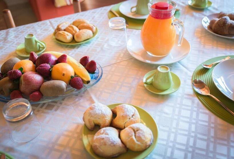 Номер Стандарт, B&b Il Girasole