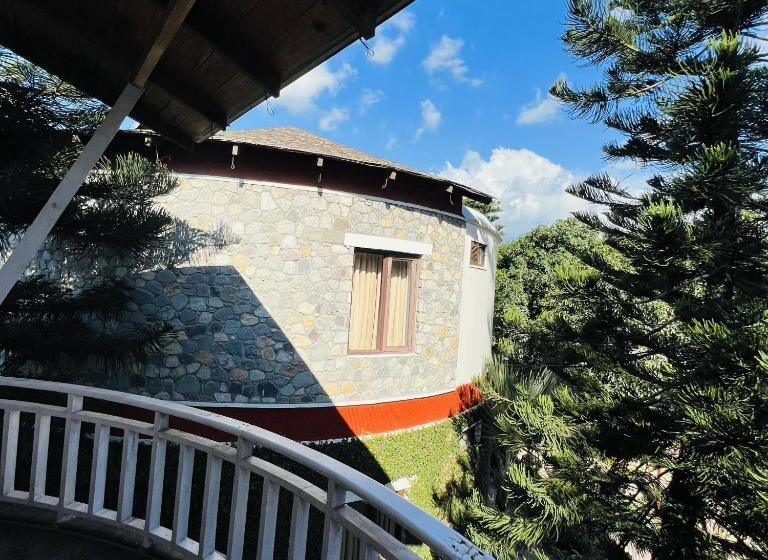 Семейный Номер Вид на Сад, Wood Castle Spa & Resort