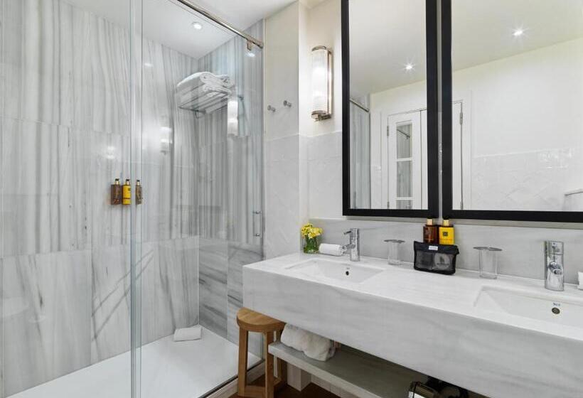 Номер Deluxe с Террасой, H10 Metropolitan 4* Sup