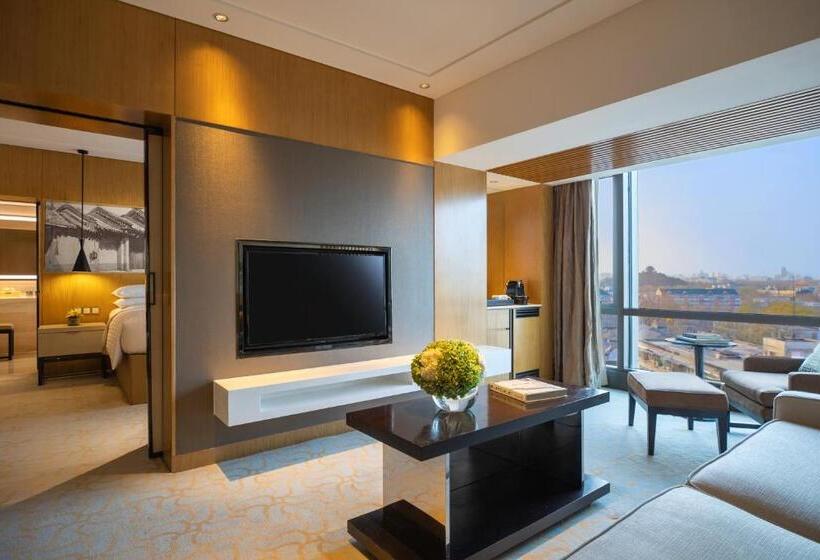 سوئیت کلاب, Renaissance Beijing Wangfujing