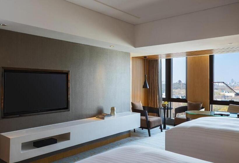 Premium Room City View, Renaissance Beijing Wangfujing