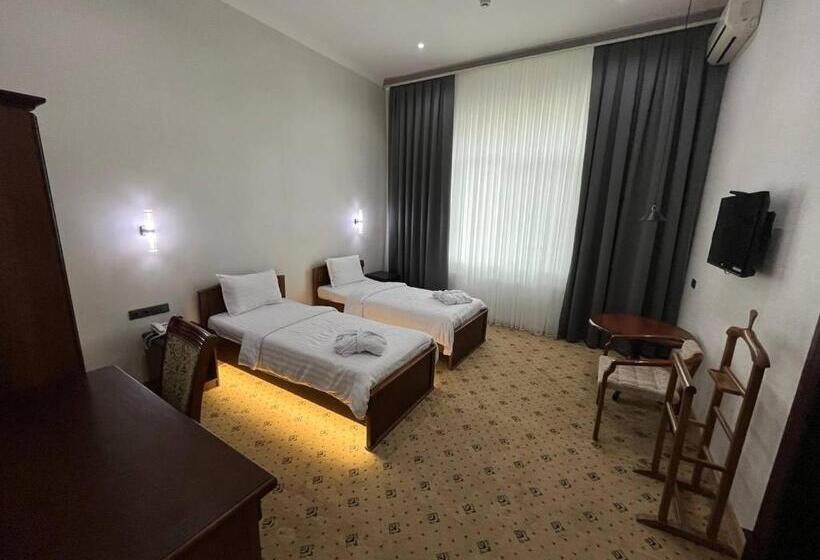 Номер Economy, Royal Palace
