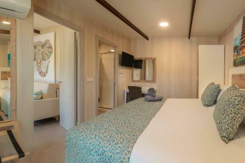 デラックスバンガロー, Magic Natura Resort