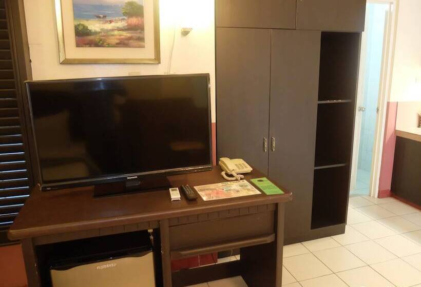 スイート, Dm Residente Hotel Inns & Villas