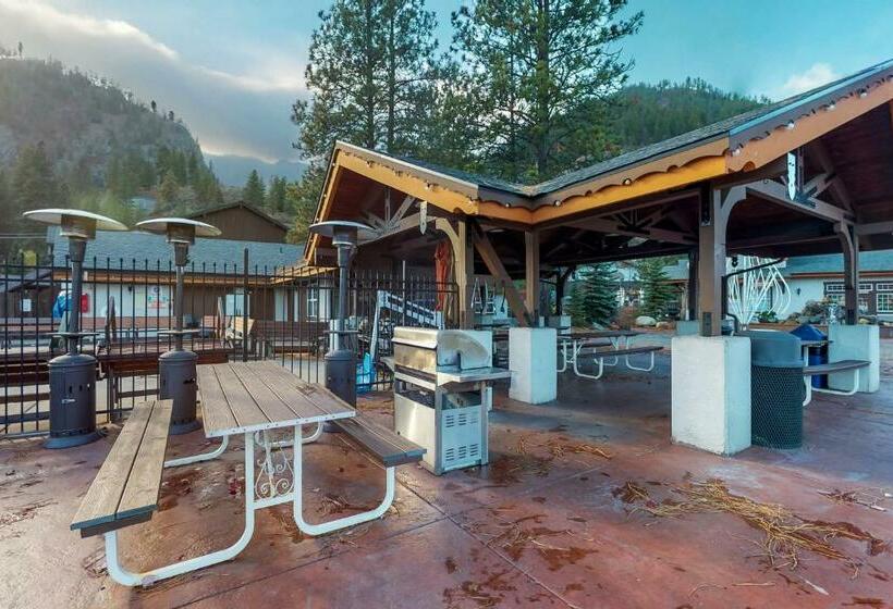 Студия Стандарт, Aspen Suites 506: The Nest