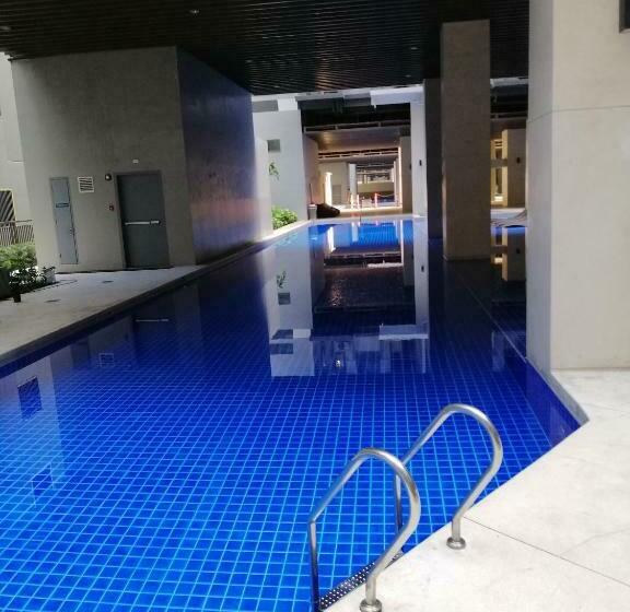 1 Bedroom Apartment with Balcony, S Residencestower 3   L&r Staycation
