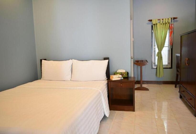 Номер Стандарт, Sairee Hut Resort Koh Tao