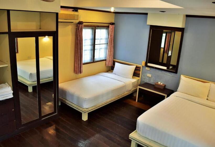 스탠다드 방갈로, Sairee Hut Resort Koh Tao