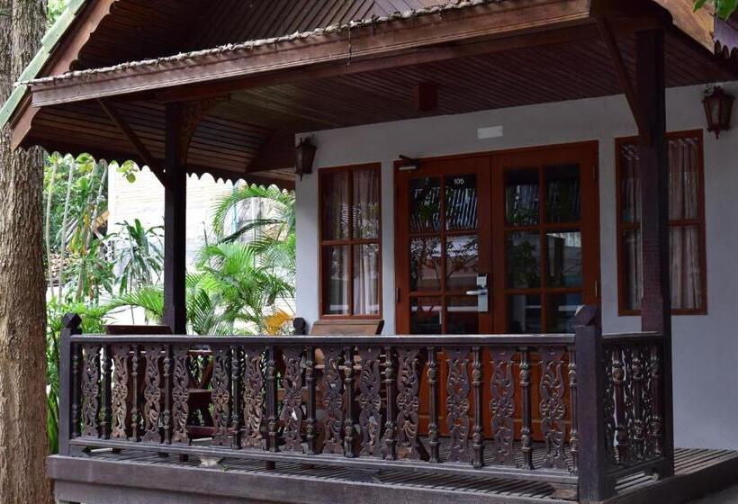 스탠다드 방갈로, Sairee Hut Resort Koh Tao