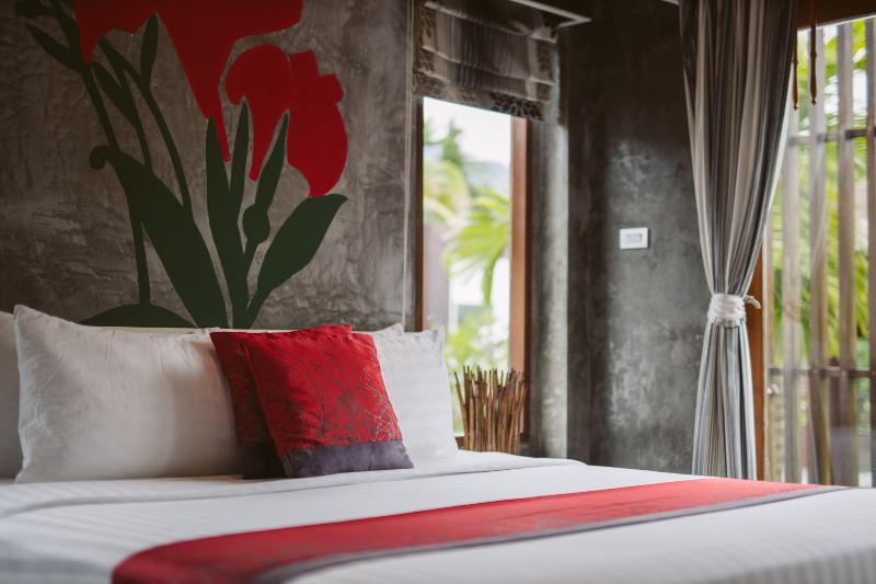 디럭스 룸, Sairee Hut Resort Koh Tao