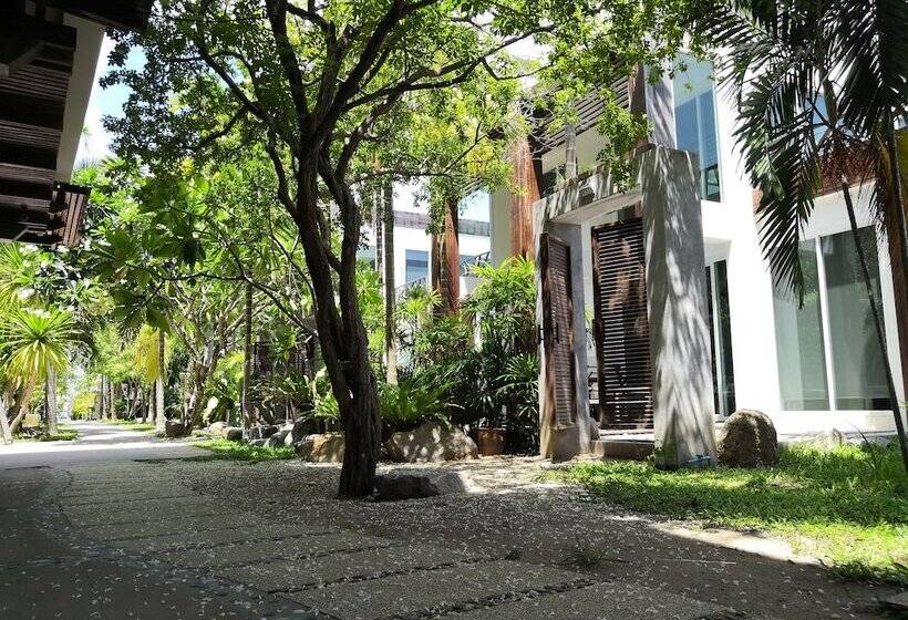 스탠다드 룸 가든 전망, Sairee Hut Resort Koh Tao