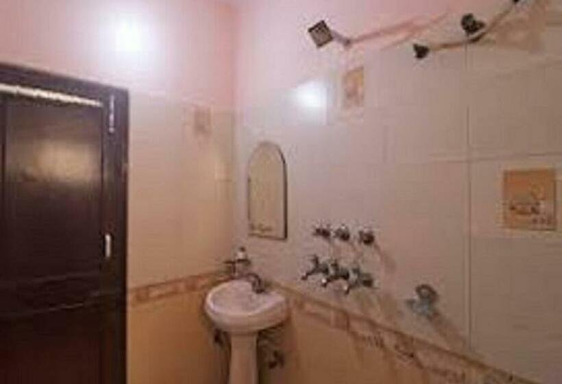 اتاق لوکس, Shri Ram Residency, Sonipat, Haryana