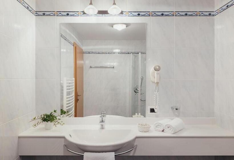 Студио Стандарт с Балконом, Oberaldoss Residence Wellness