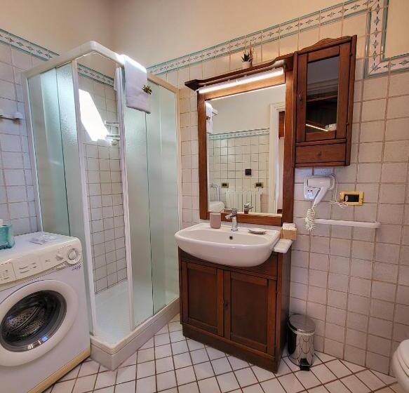 استودیوی استاندارد, Residence Antico Borgo