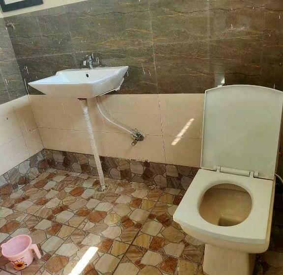 Трехместный Номер Классика, Oyo 70136 Vrinda Inn