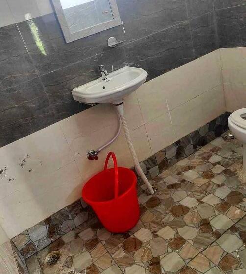 Трехместный Номер Классика, Oyo 70136 Vrinda Inn