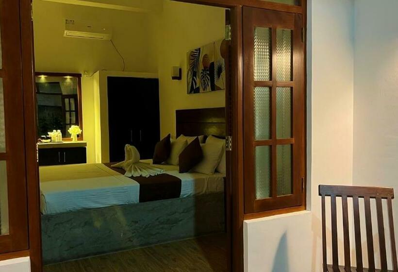 Номер Deluxe с Балконом, Sea Pink Residence