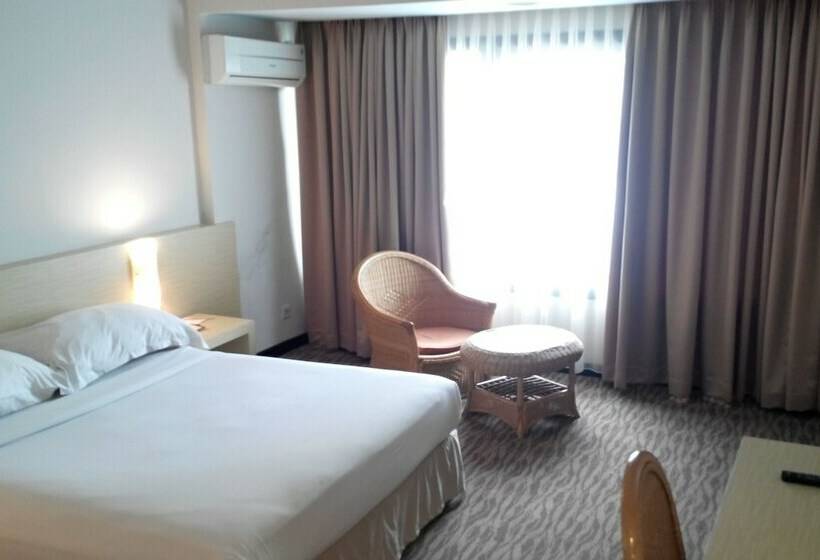 Номер Superior, Pangeran City